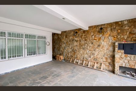 Casa para alugar com 238m², 8 quartos e 2 vagas