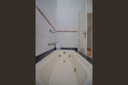 Casa de condomínio à venda com 128m², 3 quartos e 1 vagaBanheiro da Suíte 2