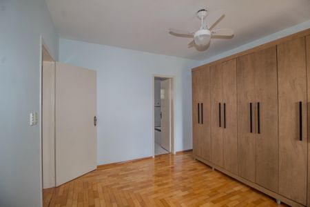 Casa de condomínio à venda com 128m², 3 quartos e 1 vagaSuite 2