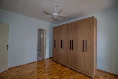 Casa de condomínio à venda com 128m², 3 quartos e 1 vagaSuite 2