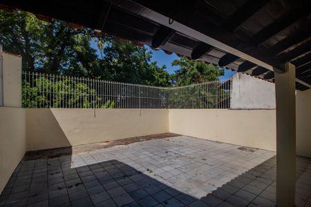 Casa de condomínio à venda com 128m², 3 quartos e 1 vagaQuintal