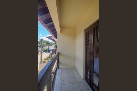 Casa de condomínio à venda com 128m², 3 quartos e 1 vagaVaranda