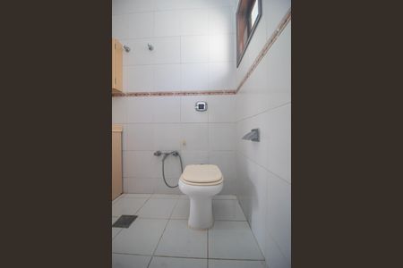 Casa de condomínio à venda com 128m², 3 quartos e 1 vagaBanheiro da Suíte 2