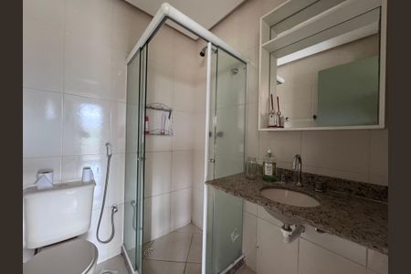Apartamento à venda com 92m², 3 quartos e 2 vagasBanheiro Social