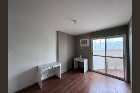 Apartamento à venda com 92m², 3 quartos e 2 vagasSuíte
