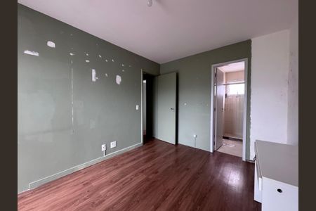 Apartamento à venda com 92m², 3 quartos e 2 vagasSuíte
