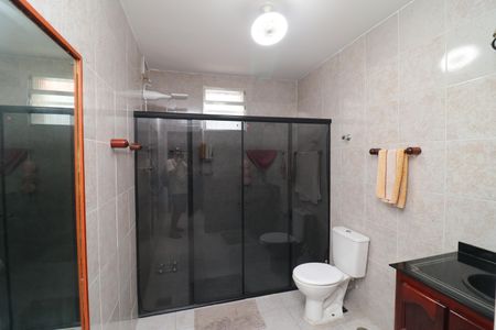 Casa à venda com 350m², 3 quartos e 3 vagasBanheiro Social