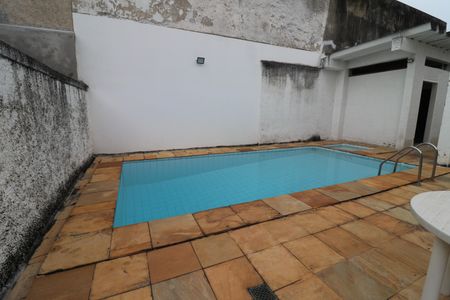 Casa à venda com 350m², 3 quartos e 3 vagasPiscina