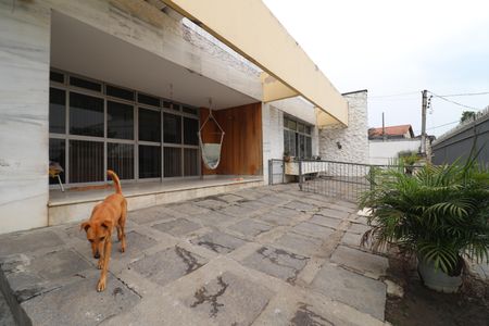 Casa à venda com 350m², 3 quartos e 3 vagasQuintal