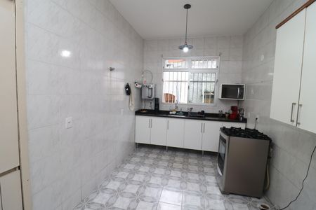 Casa à venda com 350m², 3 quartos e 3 vagasCozinha