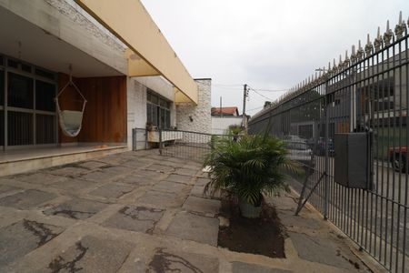 Casa à venda com 350m², 3 quartos e 3 vagasQuintal