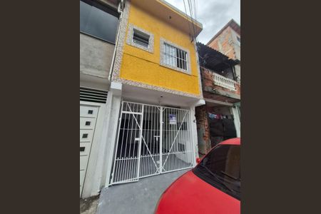 Casa para alugar com 40m², 1 quarto e sem vagaplaca