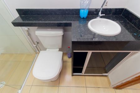 Banheiro de casa para alugar com 1 quarto, 40m² em Conjunto Residencial José Bonifácio, São Paulo