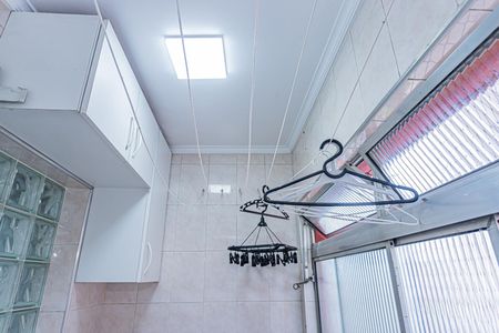 Apartamento à venda com 75m², 2 quartos e 1 vagaÁrea de Serviço