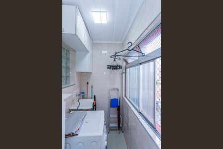 Apartamento à venda com 75m², 2 quartos e 1 vagaÁrea de Serviço