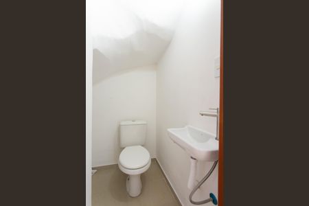 Casa para alugar com 70m², 2 quartos e 1 vaga Casa para alugar com 70m², 2 quartos e 1 vagaLavabo