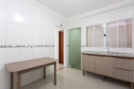 Casa para alugar com 70m², 2 quartos e 1 vaga Casa para alugar com 70m², 2 quartos e 1 vagaCozinha