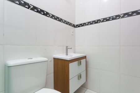 Casa para alugar com 70m², 2 quartos e 1 vaga Casa para alugar com 70m², 2 quartos e 1 vagaBanheiro