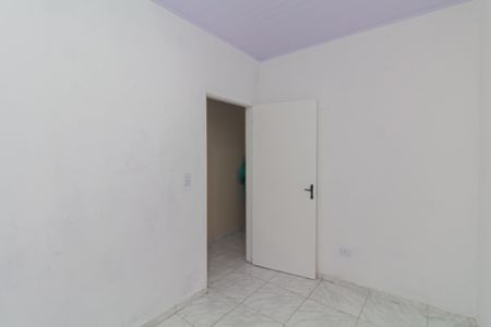 Quarto 1 de casa para alugar com 2 quartos, 40m² em Conjunto Residencial José Bonifácio, São Paulo