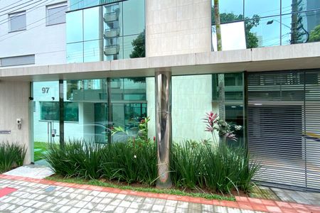 Apartamento à venda com 88m², 3 quartos e 2 vagas Apartamento à venda com 88m², 3 quartos e 2 vagasFachada