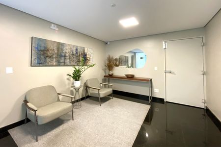Apartamento à venda com 88m², 3 quartos e 2 vagas Apartamento à venda com 88m², 3 quartos e 2 vagasÁrea comum - Hall