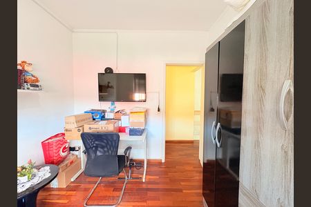 Casa à venda com 270m², 5 quartos e 3 vagasQuarto 2