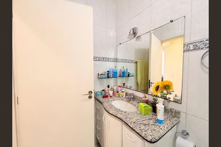 Casa à venda com 270m², 5 quartos e 3 vagasBanheiro Social