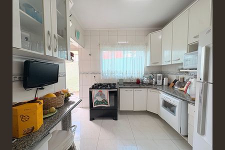 Casa à venda com 270m², 5 quartos e 3 vagasCozinha