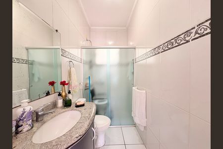 Casa à venda com 270m², 5 quartos e 3 vagasBanheiro da Suíte 2
