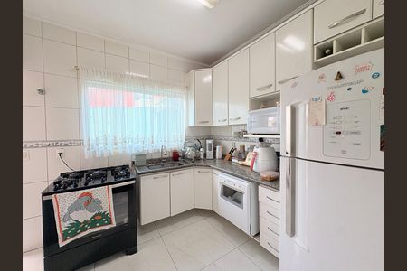 Casa à venda com 270m², 5 quartos e 3 vagasCozinha