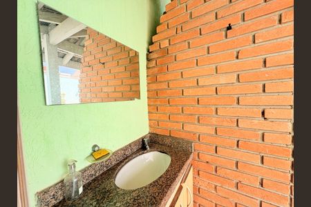 Casa à venda com 270m², 5 quartos e 3 vagasLavabo externo