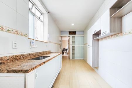 Apartamento à venda com 300m², 4 quartos e sem vagaCozinha 