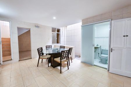 Apartamento à venda com 300m², 4 quartos e sem vagaÁrea de Serviço 