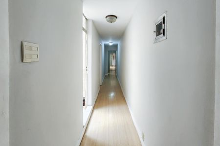 Apartamento à venda com 300m², 4 quartos e sem vagaCorredor