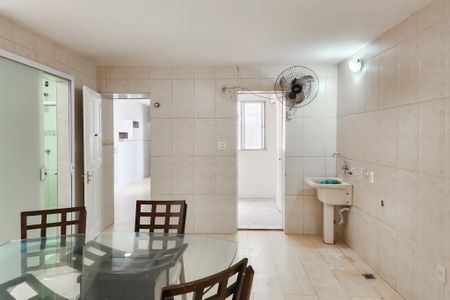 Apartamento à venda com 300m², 4 quartos e sem vagaÁrea de Serviço 