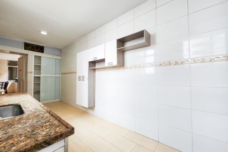 Apartamento à venda com 300m², 4 quartos e sem vagaCozinha 