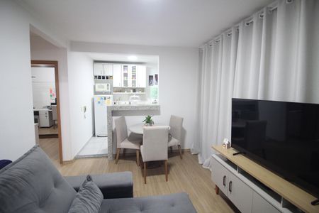 Sala de apartamento à venda com 2 quartos, 48m² em Califórnia, Contagem
