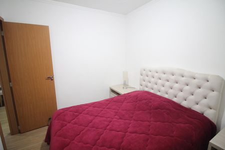 Quarto 1 de apartamento à venda com 2 quartos, 48m² em Califórnia, Contagem