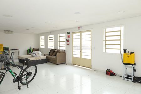 Apartamento para alugar com 42m², 2 quartos e 1 vagaÁrea comum - Salão de festas