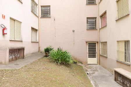 Apartamento para alugar com 42m², 2 quartos e 1 vagaÁrea comum