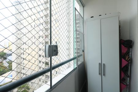 Apartamento para alugar com 62m², 2 quartos e 1 vaga Apartamento para alugar com 62m², 2 quartos e 1 vagaVaranda