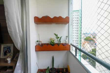 Apartamento para alugar com 62m², 2 quartos e 1 vaga Apartamento para alugar com 62m², 2 quartos e 1 vagaVaranda