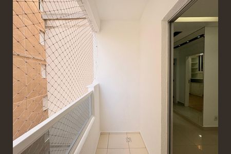 Apartamento para alugar com 60m², 2 quartos e 1 vagaSacada