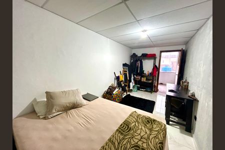 Casa à venda com 202m², 5 quartos e 2 vagasQuarto 4