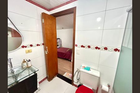 Casa à venda com 202m², 5 quartos e 2 vagasBanheiro da Suíte