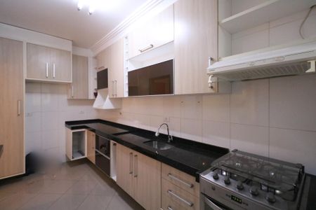Apartamento à venda com 72m², 2 quartos e 2 vagasCozinha