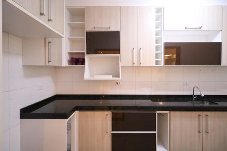 Apartamento à venda com 72m², 2 quartos e 2 vagasCozinha