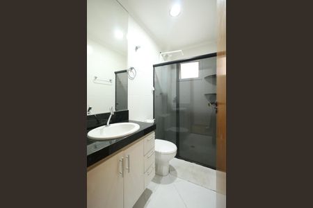 Apartamento à venda com 72m², 2 quartos e 2 vagasBanheiro da Suíte