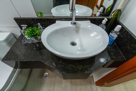 Casa à venda com 150m², 3 quartos e 2 vagasLavabo