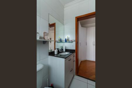 Casa à venda com 150m², 3 quartos e 2 vagasBanheiro da Suíte